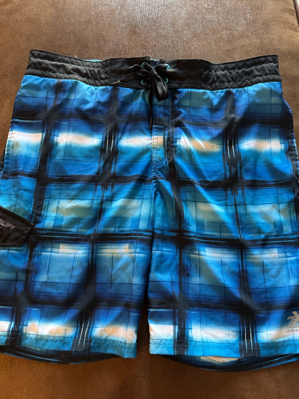 ZeroXposur Blue Black Plaid Men’s Swim Trunks Sz L